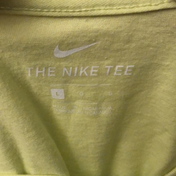 NWT Nike Men's L Just Do It Short Sleeve 100% Cotton T-Shirt in Green/Yellow - Picture 6 of 7